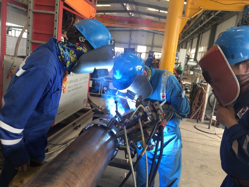 熊谷自動焊機在阿布扎比石油管道建設應用