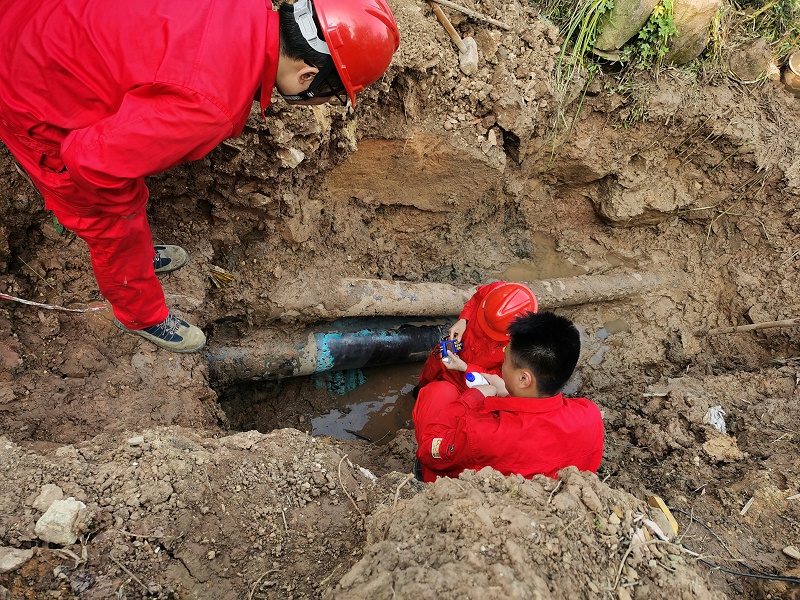 漏磁內(nèi)檢測(cè)設(shè)備