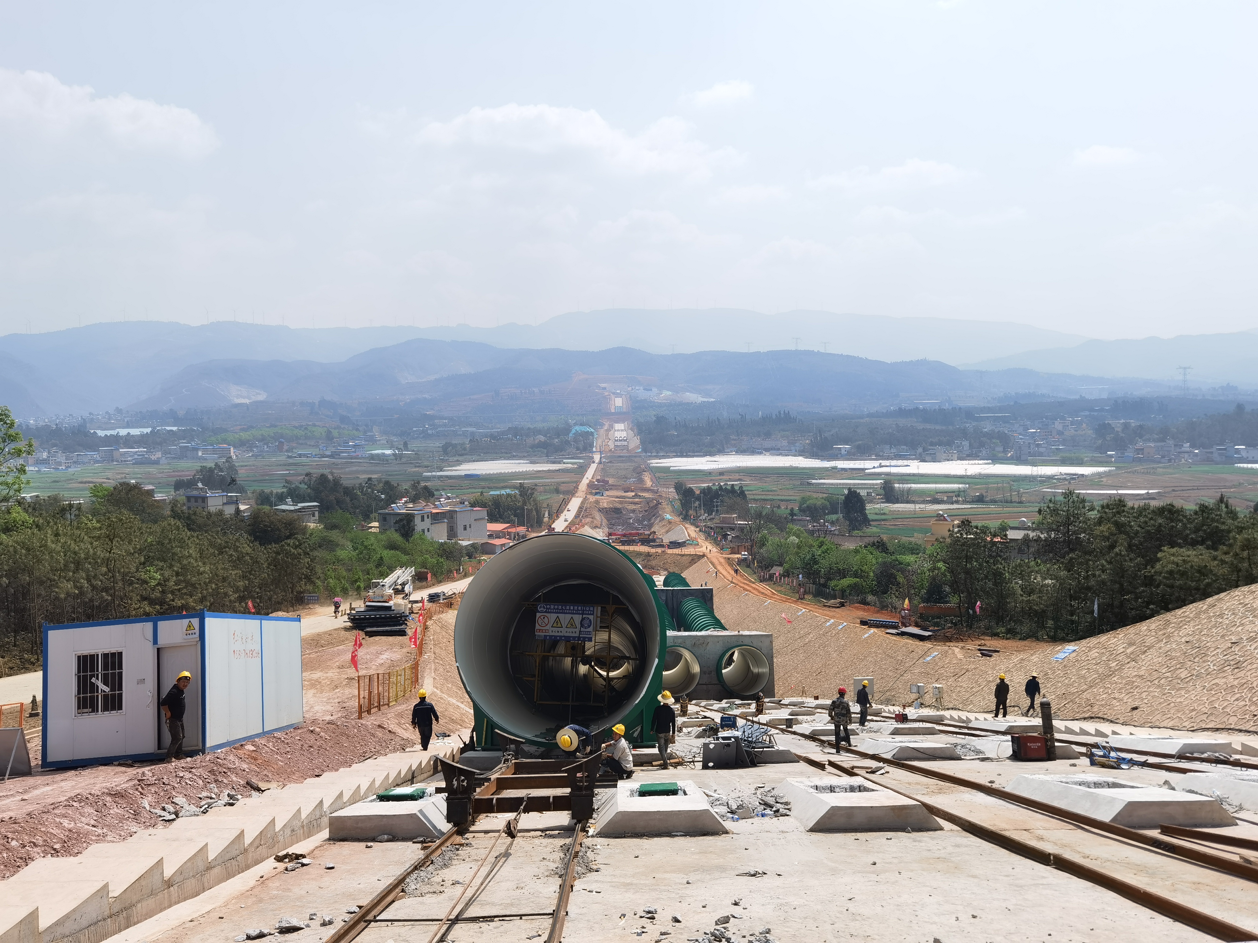 大型輸水管道的焊接自動化已經(jīng)實現(xiàn)了嗎? 管道焊接自動化