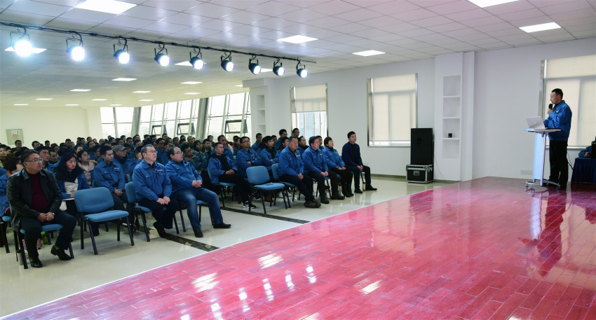 管道自動焊接機(jī)廠熊總講話 管道自動焊接機(jī)廠熊總講話